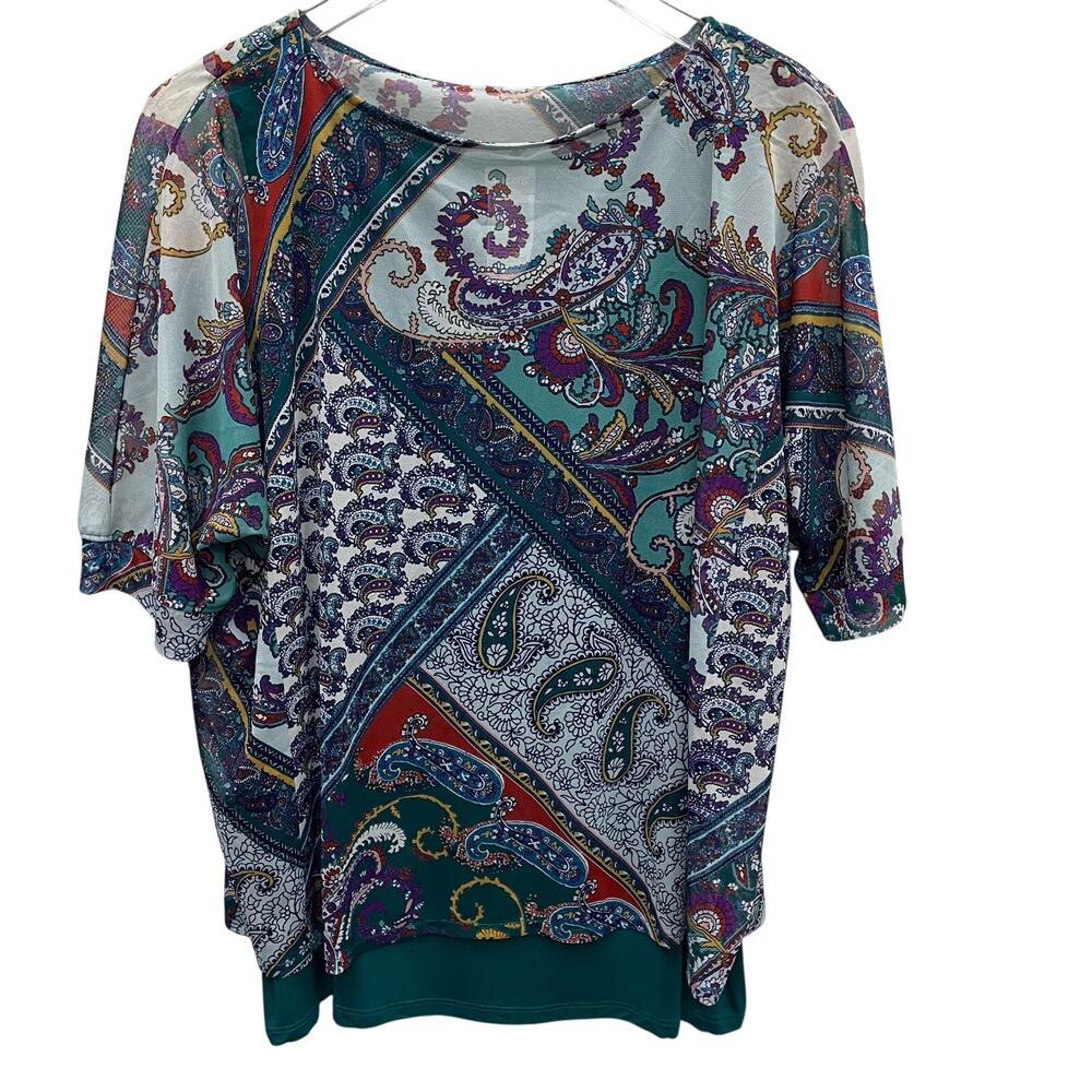 Chicoโs Paisley Print Overlay Top Size Medium